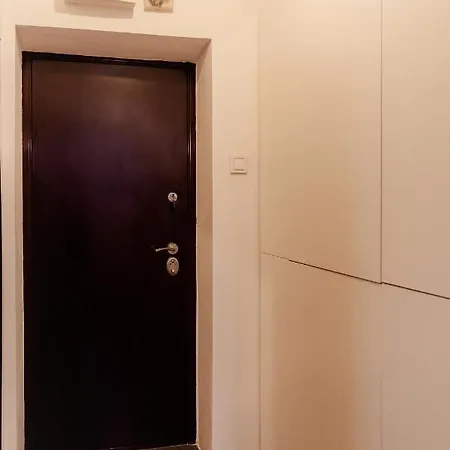 City Center Downtown Apartment Bucharest